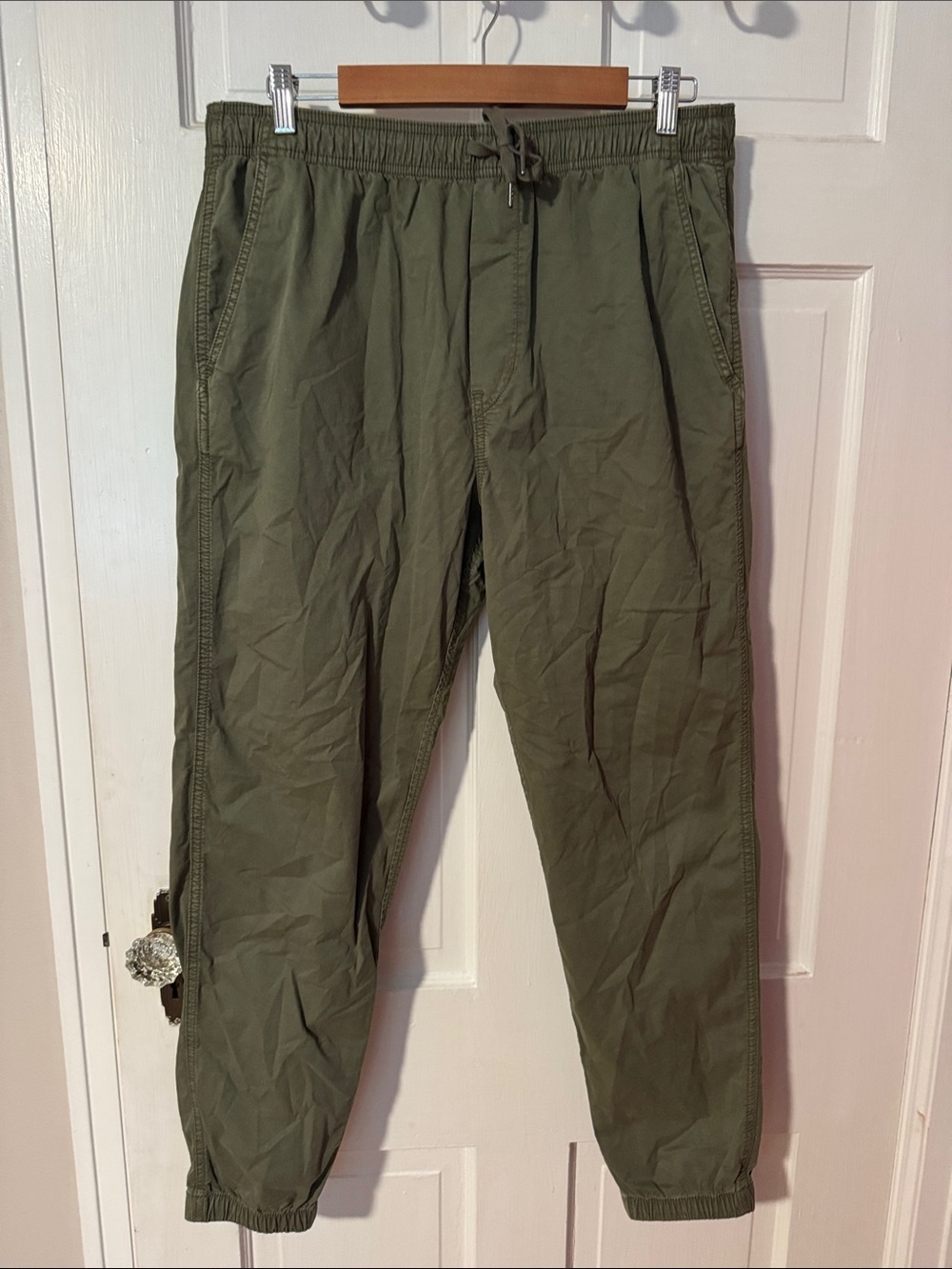 NWT American Eagle Outfitters Olive Green Drawstring Joggers Pants Utility Med T